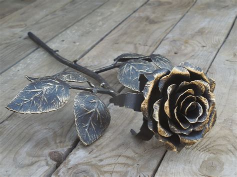 steel rose sculpture